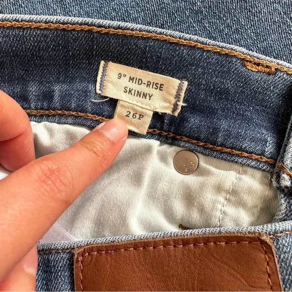 NWOT Madewell Button-front Mid-rise Skinny Jean - Picture 12 of 13